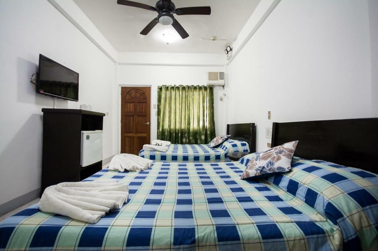Deparis Beach Resort Balabag  Esterno foto